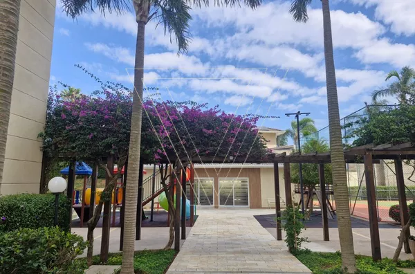 Condomínio Vila Sereno: 101m² Moderno com Sol da Manhã no Eloy Chaves
