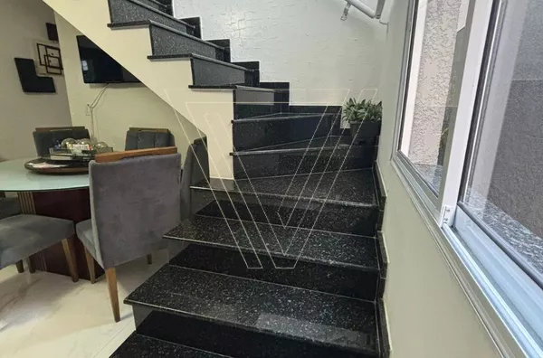 # 3 DORMITÓRIOS COM 280m² CONSTRUÍDO - ACEITA PERMUTA.