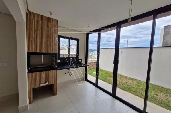 Vista Livre para a Serra do Japi: Sobrado Moderno de Esquina no Condomínio Panorama – Jundiaí/SP Conforto, privacidade e uma vista panorâmica permanente para toda a cidade de Jundiaí e a exuberante Serra do Japi. - Foto 28