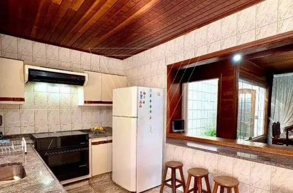 Casa para venda, 404m² A/C e 696m² A/T com 3 dorms (1 suíte), Jundiai Mirim - Foto 13