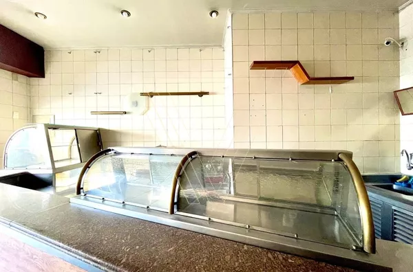 Sobrado com loja comercial Centro de Jundiaí-SP.