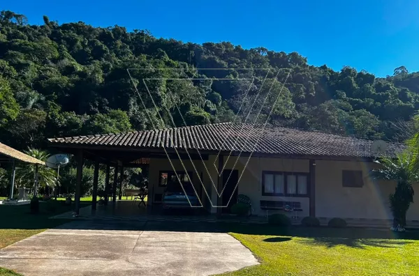 Chácara na Serra do Japi em Jundiaí 