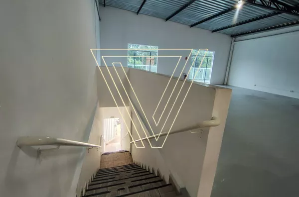 Aluga galpao Jundiaí - 300m² em Jundiaí Próximo a Anhanguera : CSI II III. - Foto 6