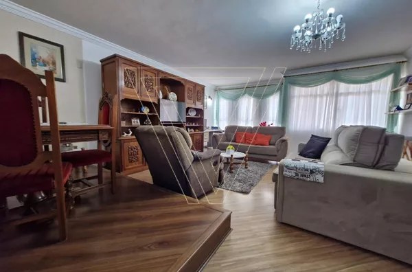 IMPONENTE CASA DE ESQUINA À VENDA NA VILA TAVARES - Campo Limpo Paulista – IDEAL PARA CLÍNICAS OU GRANDES FAMÍLIAS - Foto 3