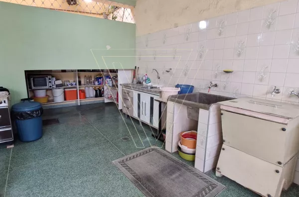 IMPONENTE CASA DE ESQUINA À VENDA NA VILA TAVARES - Campo Limpo Paulista – IDEAL PARA CLÍNICAS OU GRANDES FAMÍLIAS - Foto 26