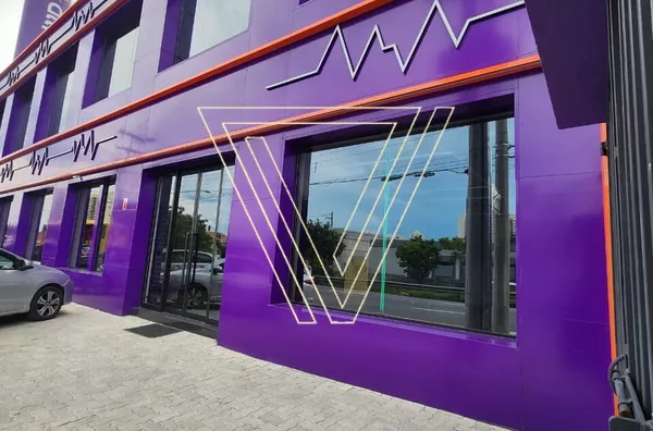 Espaço comercial premium, com público alvo garantido !! Dentro da maior academia da região. - Foto 1