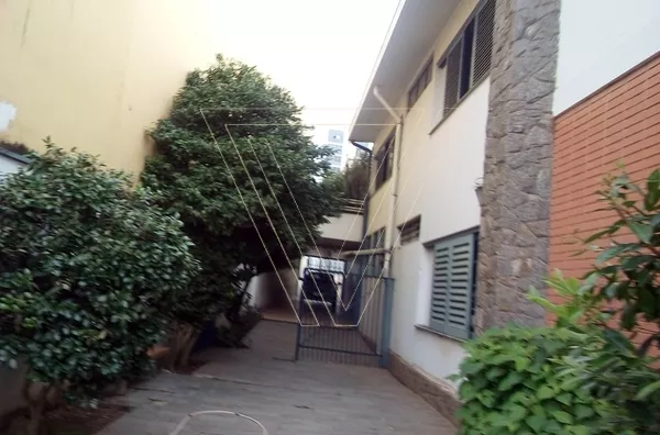 *Casa comercial em Excelente localização no Centro aceita PERMUTA.
