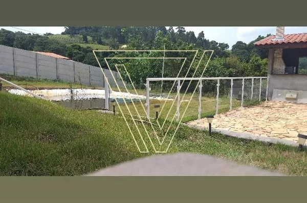 Chácara à venda em  Bueno Brandão 1300m²-(cidade das cachoeiras) -Minas Gerais-