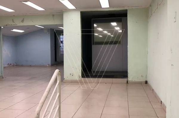 EXCELENTE SALÃO COMERCIAL COM 240 M² - CENTRO DE JUNDIAÍ.