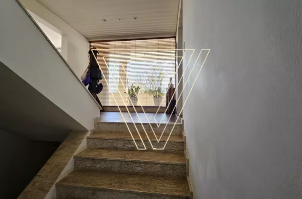 Casa Principal – Escada de Acesso 02