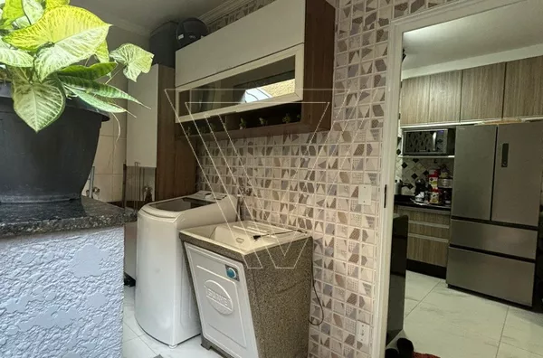 # 3 DORMITÓRIOS COM 280m² CONSTRUÍDO - ACEITA PERMUTA. - Foto 17