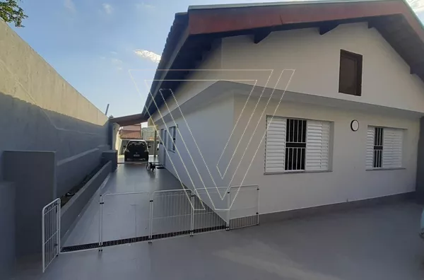 Casa Térrea com Edícula - bairro Caxambú Jundiaí- SP - Foto 2