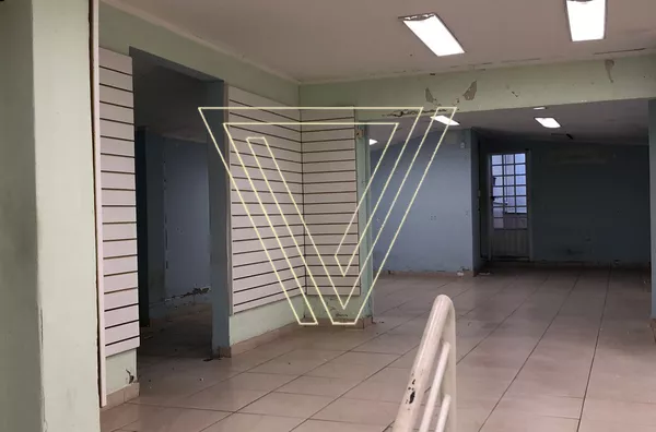 EXCELENTE SALÃO COMERCIAL COM 240 M² - CENTRO DE JUNDIAÍ. - Foto 3