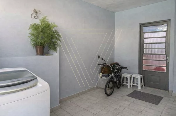 Casa térrea à venda - 2 dormitórios - Vila Vianelo - Jundiaí - SP
