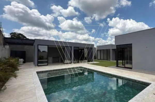 *Casa Térrea 3 suítes Piscina Aquecida Quinta do Pinhal - Cabreúva  