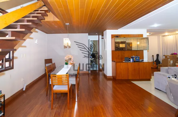 Casa 4 quartos em Fradinhos, Vitória | 328 m² e lazer