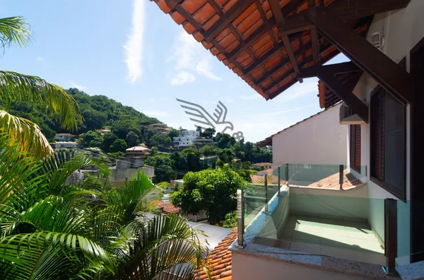 Casa 4 quartos em Fradinhos, Vitória | 328 m² e lazer