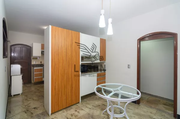 Casa com 4 quartos para alugar em Santa Luíza, Vitória | 2 vagas