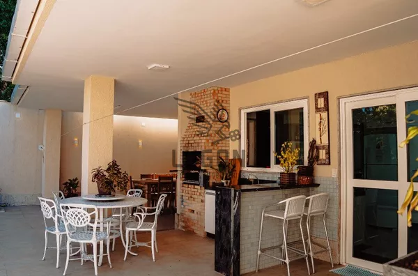 Casa em condomínio à venda na Mata da Praia | 3 suítes