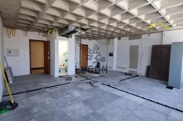Conjunto de salas comerciais na Enseada do Suá | 70 m² e 2 vagas