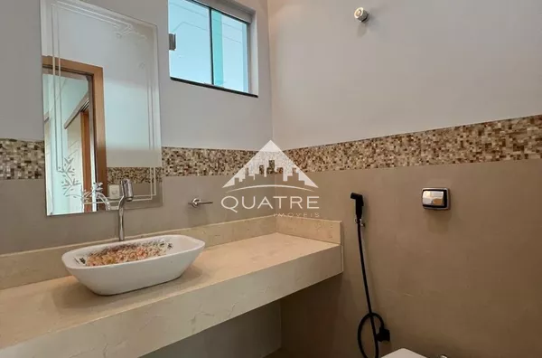 Sobrado para aluguel, 4 quarto(s),  Cidade Jardim, Anapolis