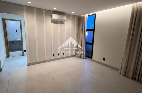 Casa para venda - Grand Trianon, Anapolis