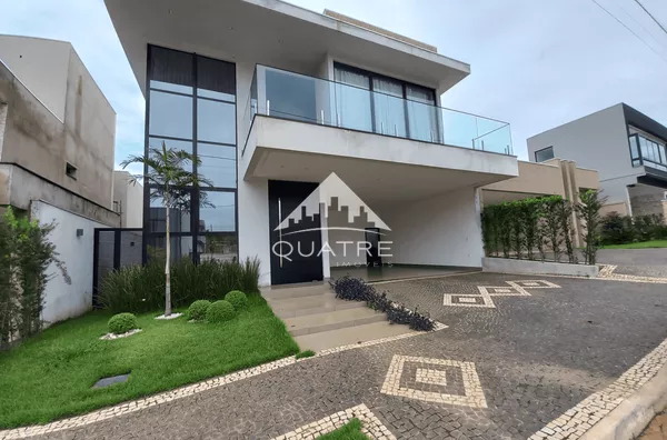 Sobrado à venda, Condomínio Residencial Grand Trianon, Anápolis, GO
