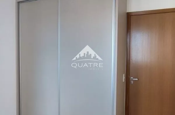 Apartamento na Vila Santa Isabel