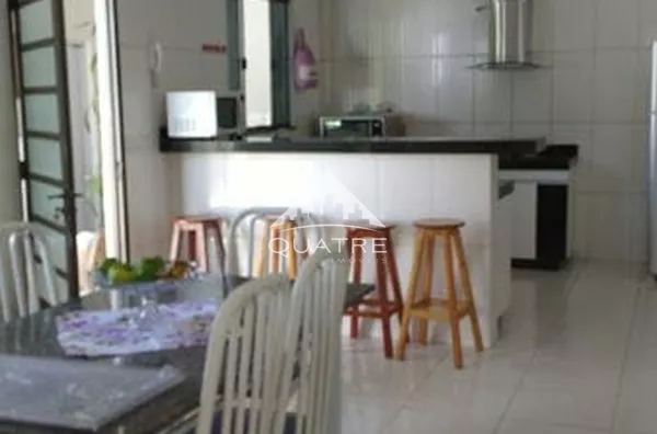 Casa à venda 3 Quartos, 5 Vagas, JK Parque Industrial Nova Capital, Anápolis - GO