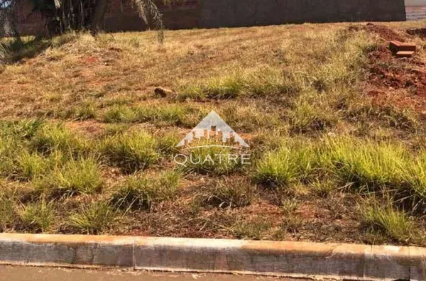 lote A venda no Condomínio Grand Trianon 