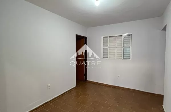 Casa para aluguel, 3 quarto(s),  Centro, Anapolis
