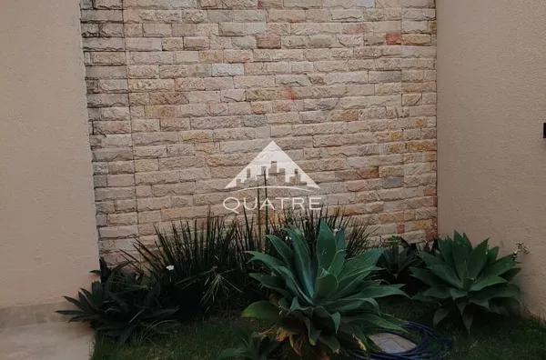 Sobrado para venda, 3 quarto(s),  Residencial Jardins Do Lago, Anapolis