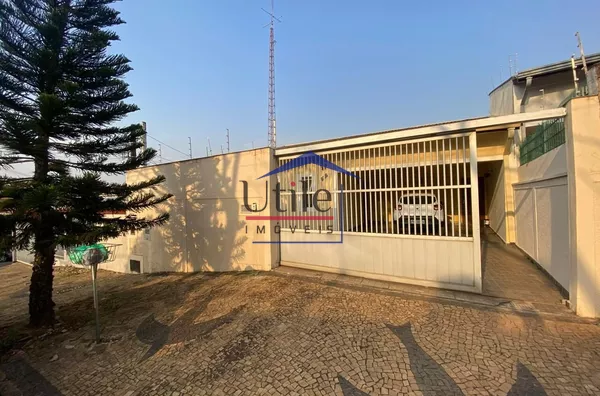 CASA TERREA COM EDÍCULA PARA VENDA EM CAMPINAS - PQ. SÃO QUIRINO - Foto 1