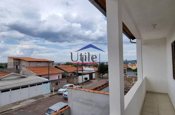 CASA SOBRADADA PARA LOCAÇÃO EM VALINHOS - JD. UNIVERSO - Foto 9