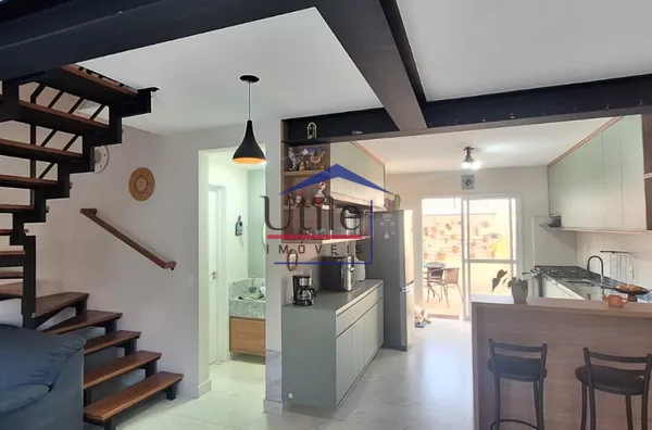 Casa à Venda Condomínio em Valinhos