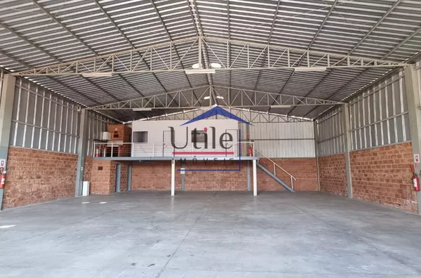 BARRACÃO PARA LOCAÇÃO EM VALINHOS - FONTE MÉCIA