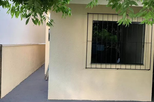 VENDA: CASA NO BAIRRO AEROPORTO 