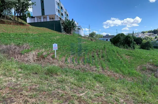 VENDA: TERRENO NO BAIRRO VILA ISABEL 