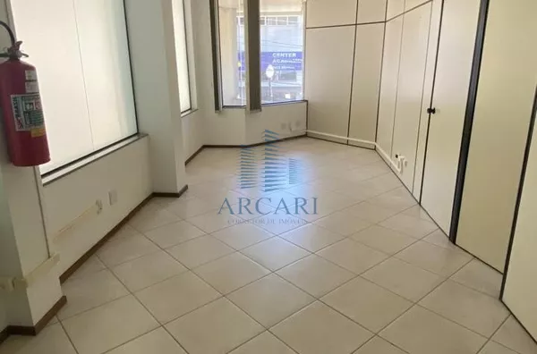 LOCAÇÃO: SALA 08 - SHOPPING ITACOLOMI 