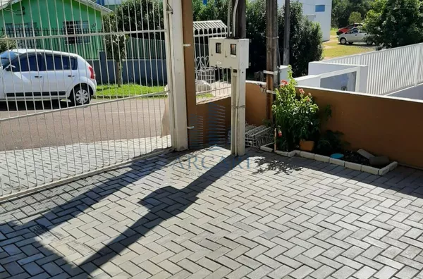 LOCAÇÃO: CASA NO BAIRRO NOVO HORIZONTE 