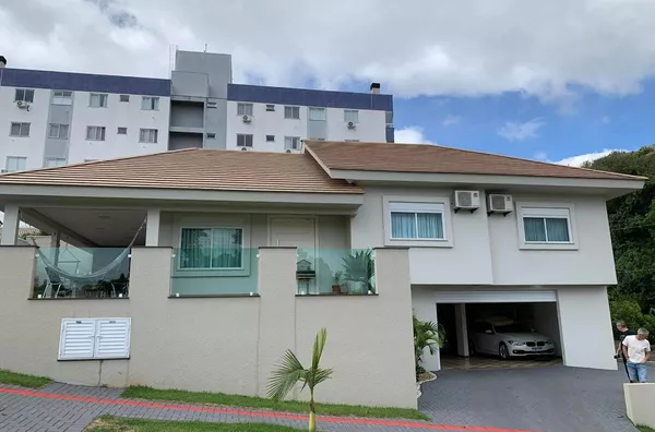 LINDA CASA PARA VENDA - BAIRRO BORTOT 