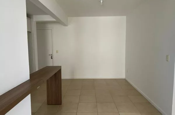 LOCAÇÃO: APARTAMENTO 502 - MONTE CARMELO