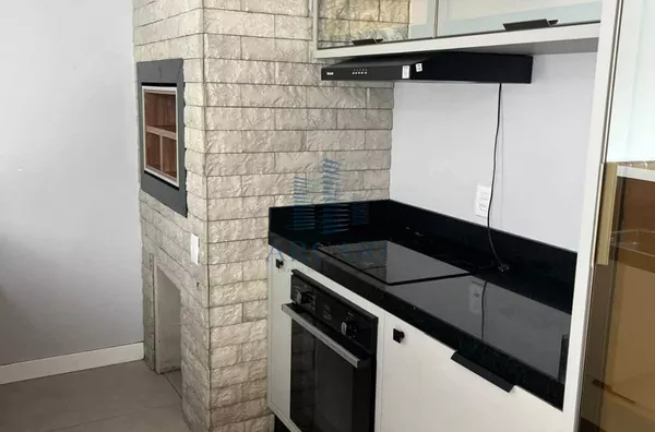 CASA DE ALTO PADRÃO, em área NOBRE da cidade - Foto 9
