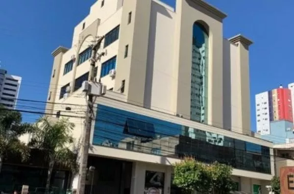 LOCAÇÃO: SALA COMERCIAL 404 - EDIFÍCIO COMERCIAL DALLA VALLE