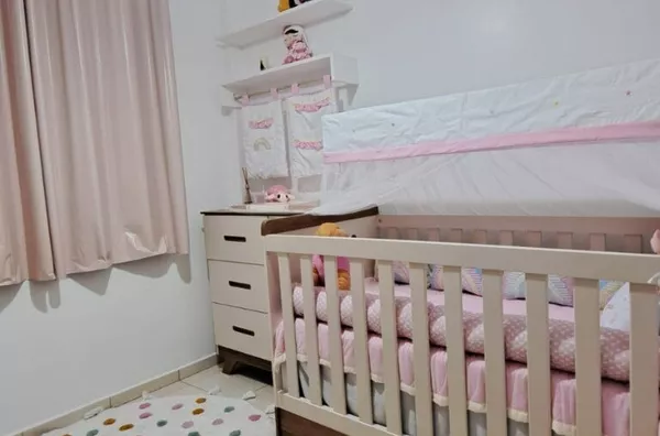 VENDA: APARTAMENTO NO RES. 4 ESTAÇÕES