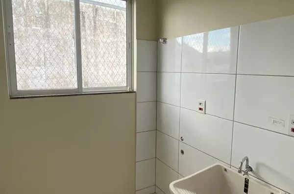 LOCAÇÃO: RESIDENCIAL DONA AMABILE - APTO 14