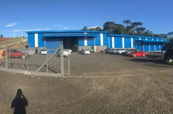 LOCAÇÃO: BARRACÃO NO BAIRRO SÃO FRANCISCO