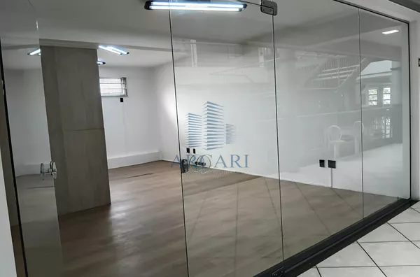 SALA COMERCIAL - 31 CENTRO COMERCIAL TAPAJÓS