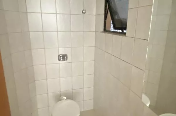 LOCAÇÃO: SALA 15 - SHOPPING ITACOLOMI 