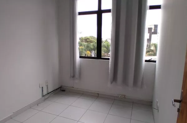  LOCAÇÃO: SALA COMERCIAL 101 - EDIFÍCIO COMERCIAL DALLA VALLE